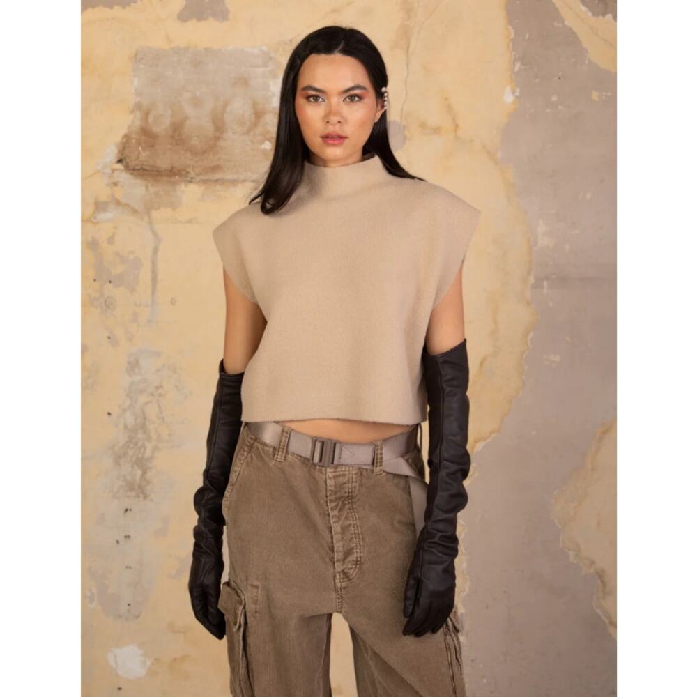 NWT Kerisma Tetra Top Beige Size Small/Medium